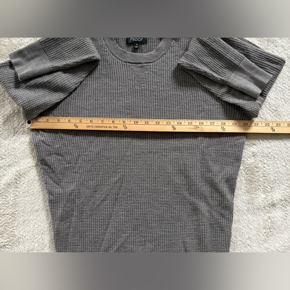 Proof Men's Gray Waffle Knit Henley (M) - Picture 4 of 7